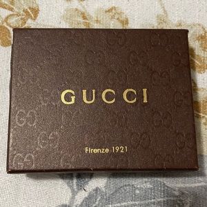 Authentic men’s Gucci wallet